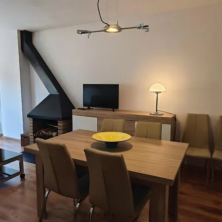 Allotjaments Bruc Apartment *